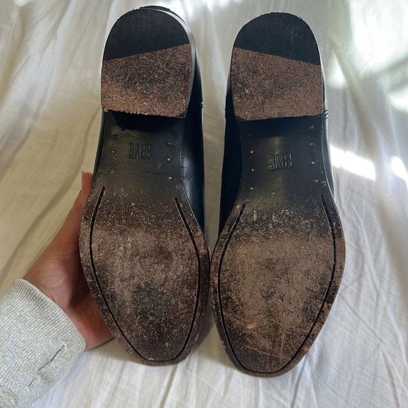 Frye Chelsea boots - Picture 4 of 4